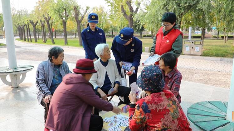 滨州：防火宣传在行动 消防知识“小牌桌”发挥安全警示“大作用”