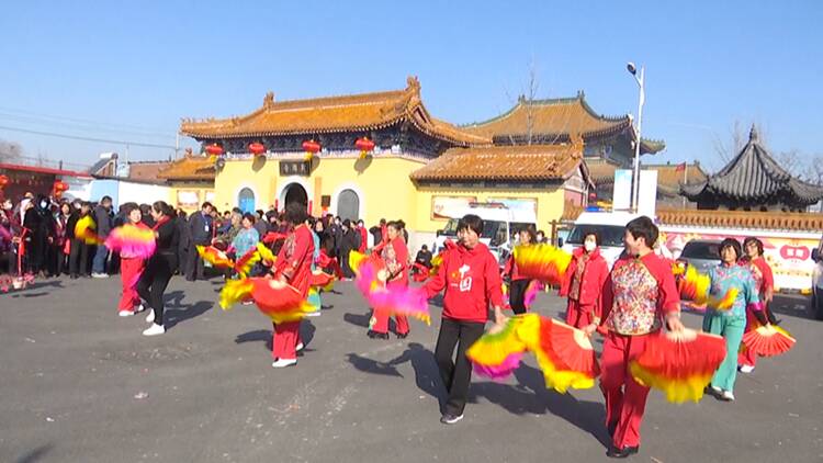 博兴：大年初八逛庙会 烟火升腾年味浓