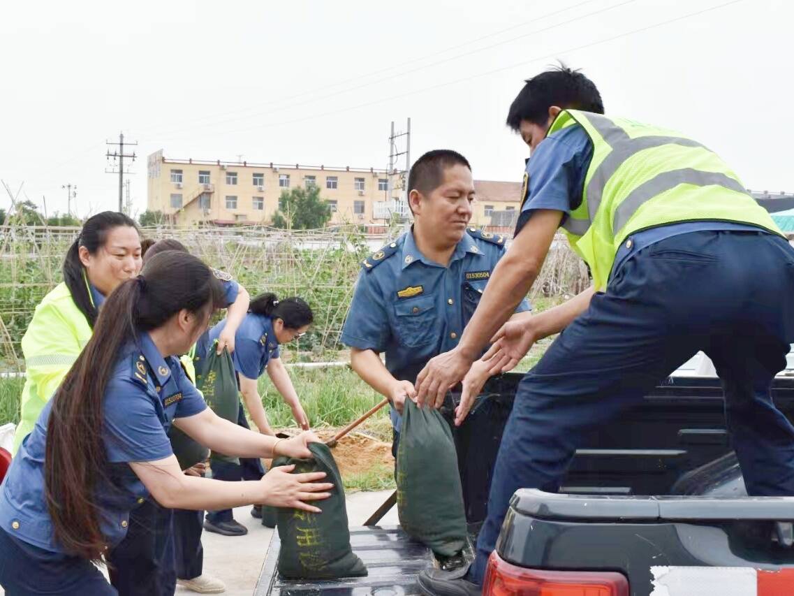 闻“汛”而动 筑牢防汛堡垒 确保高速公路安全畅通